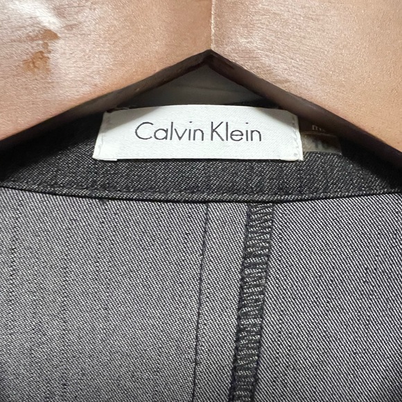 Calvin Klein - size small - us 2 - new with no tag - Picture 2 of 7